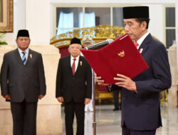 Menhan Prabowo Hadiri Pelantikan Menko Polhukam dan Menteri ATR/BPN oleh Presiden RI, di Istana Negara