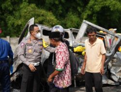 Kakorlantas Langsung Ke TKP Kecelakaan KM 58 Tol Japek: Imbau Pemudik Pastikan Kondisi & Kendaraan Prima Saat Berkendara